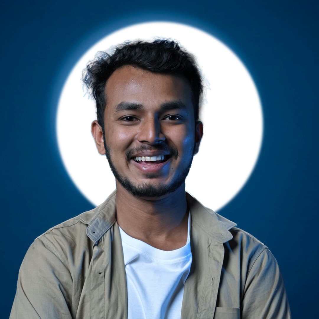 Karan, Photographer